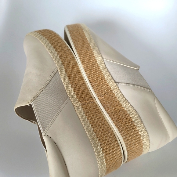 Vince. Flat slip on size 8M - Picture 7 of 13